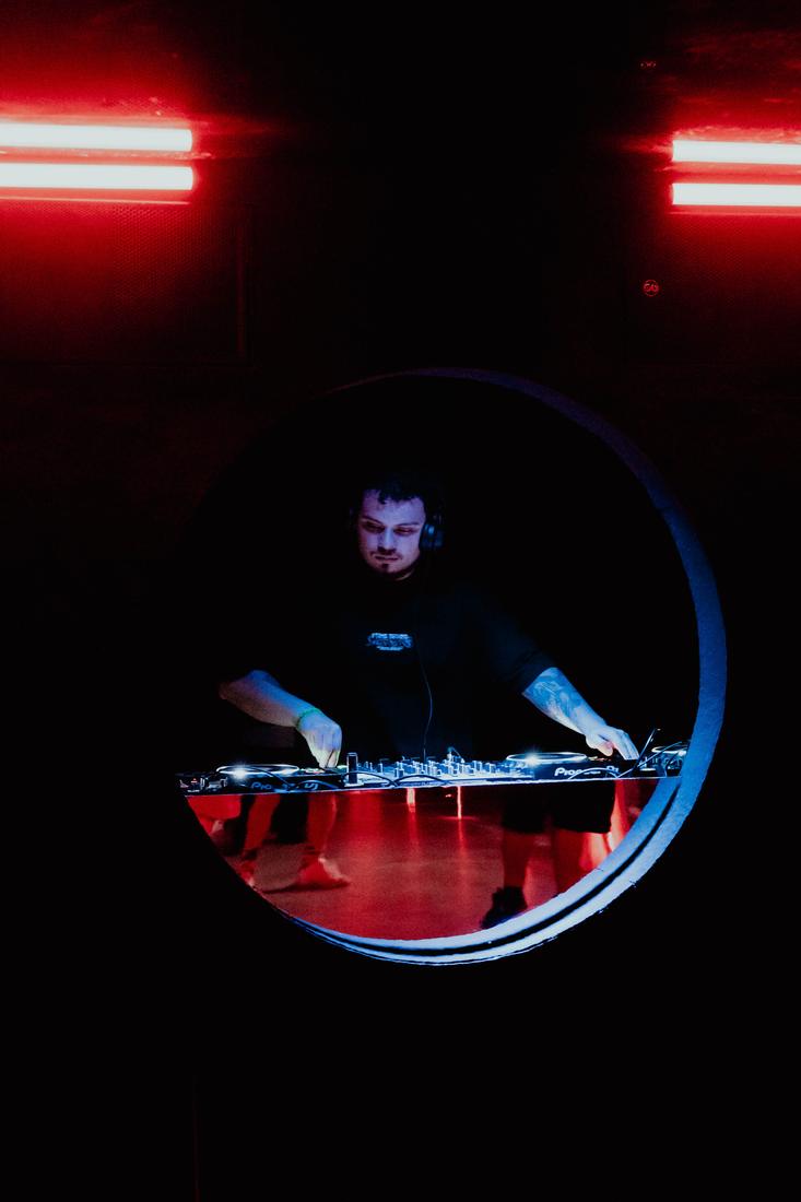 Duvan at the decks, Miami